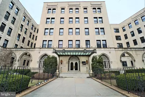 1613 Harvard St NW #415, Washington, DC 20009