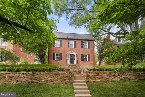 1635 Primrose Rd NW, Washington, DC 20012