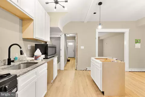 Entry Way - 1222 18th St NE, Washington, DC 20002 photo 6 of 12