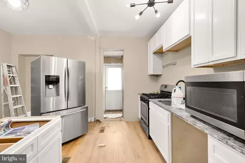 Entry Way - 1222 18th St NE, Washington, DC 20002 photo 4 of 12