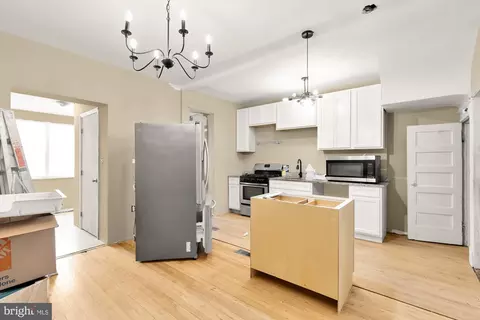 Entry Way - 1222 18th St NE, Washington, DC 20002 photo 3 of 12