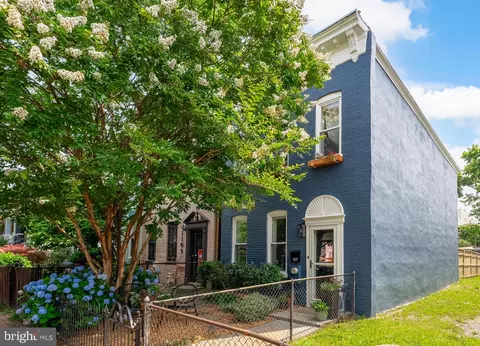 1107 4th St NE, Washington, DC 20002