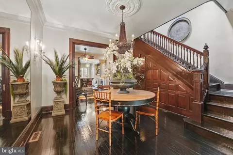 Entry Way - 624 14th St NE, Washington, DC 20002 photo 3 of 16