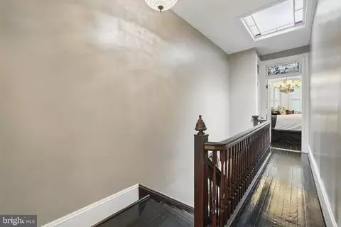 Entry Way - 624 14th St NE, Washington, DC 20002 photo 9 of 16