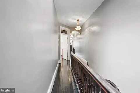 Entry Way - 624 14th St NE, Washington, DC 20002 photo 10 of 16