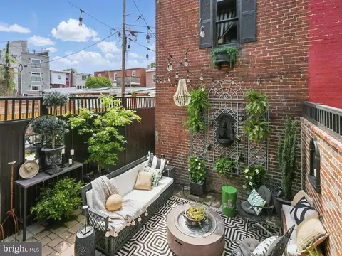Exterior - 624 14th St NE, Washington, DC 20002 photo 8 of 12