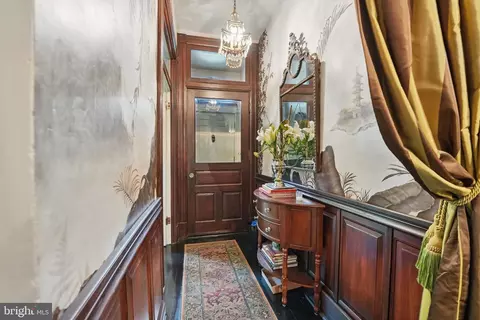 Entry Way - 624 14th St NE, Washington, DC 20002 photo 1 of 16