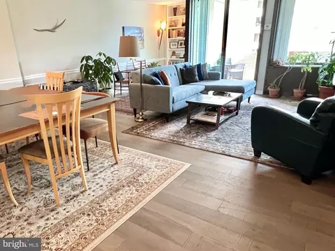 430 M St SW #N-205, Washington, DC 20024