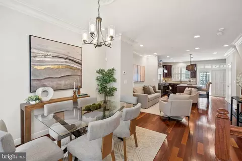 4452 12 Macarthur Blvd NW, Washington, DC 20007 photo 5