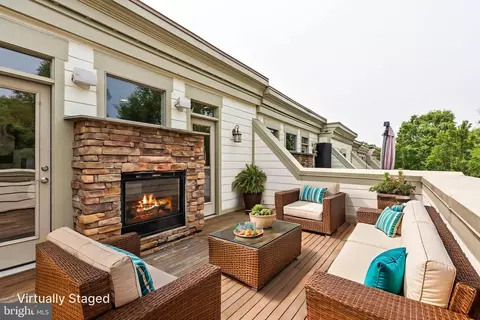 4452 12 Macarthur Blvd NW, Washington, DC 20007 photo 23