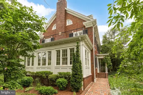 3109 Cathedral Ave NW, Washington, DC 20008
