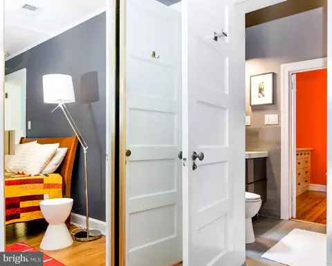 4445 Volta Pl NW, Washington, DC 20007 photo 12