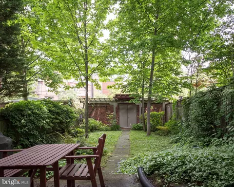 4445 Volta Pl NW, Washington, DC 20007 photo 20