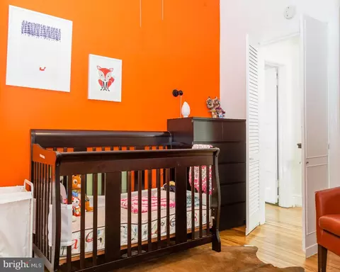 4445 Volta Pl NW, Washington, DC 20007 photo 13