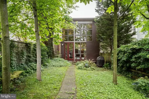 4445 Volta Pl NW, Washington, DC 20007 photo 21