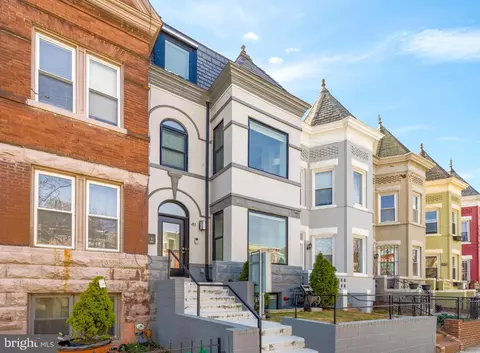 41 Q St NE #100, Washington, DC 20002