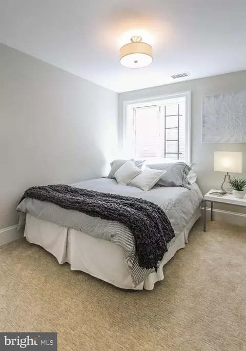 Bedroom - 1525 E Street St SE, Washington, DC 20003 photo 10 of 11