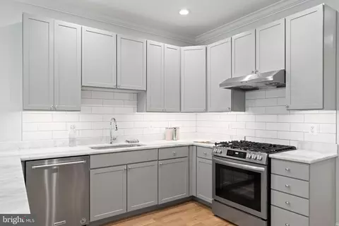 Kitchen - 1525 E Street St SE, Washington, DC 20003 photo 4 of 9