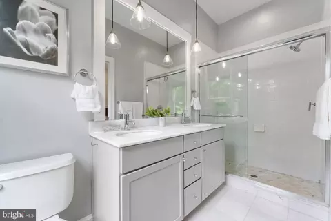 Bath - 1525 E Street St SE, Washington, DC 20003 photo 2 of 7