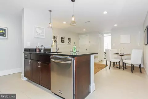 Kitchen - 1525 E Street St SE, Washington, DC 20003 photo 8 of 9