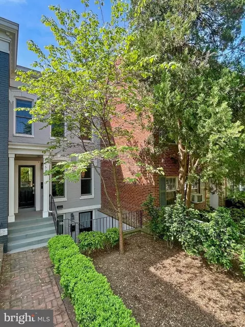 Exterior - 1525 E Street St SE, Washington, DC 20003 photo 1 of 13