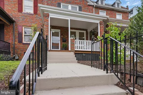 Exterior - 1802 C St NE, Washington, DC 20002 photo 2 of 9