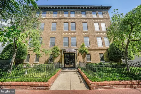 1741 T St NW #405, Washington, DC 20009