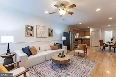 Living - 1840 D St NE #1, Washington, DC 20002 photo 2 of 5