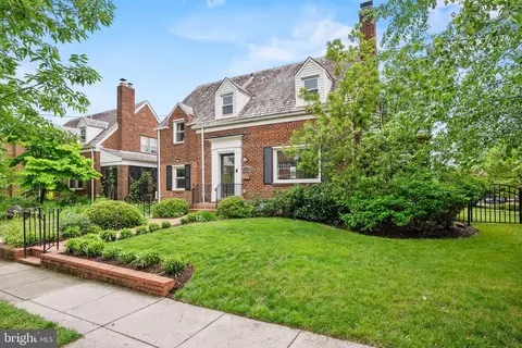 1323 Webster St NE, Washington, DC 20017