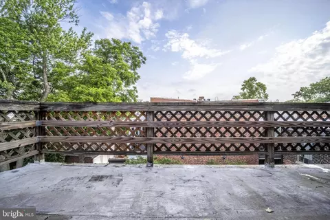 720 A St SE, Washington, DC 20003 photo 40