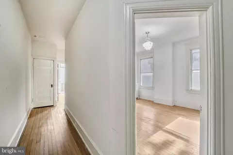 720 A St SE, Washington, DC 20003 photo 25