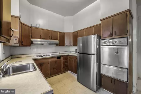 720 A St SE, Washington, DC 20003 photo 14