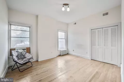 720 A St SE, Washington, DC 20003 photo 37