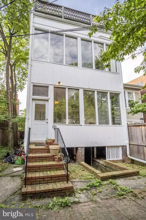 720 A St SE, Washington, DC 20003 photo 18