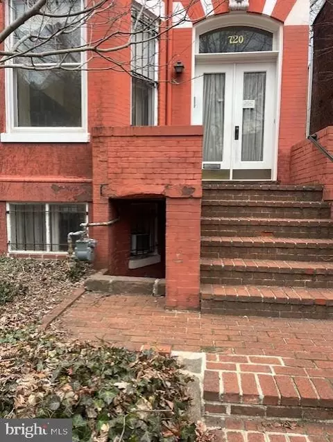 720 A St SE, Washington, DC 20003 photo 44