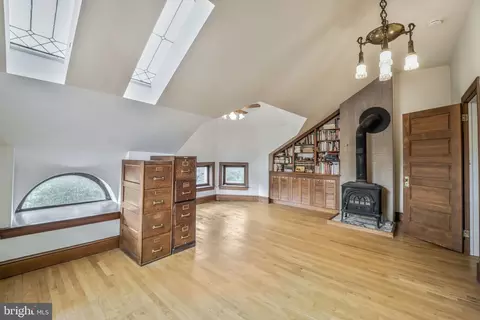 720 A St SE, Washington, DC 20003 photo 31