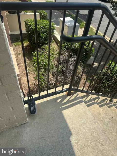 5000 Call Pl SE #403, Washington, DC 20019 photo 12