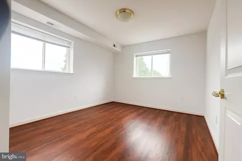 5000 Call Pl SE #403, Washington, DC 20019 photo 9