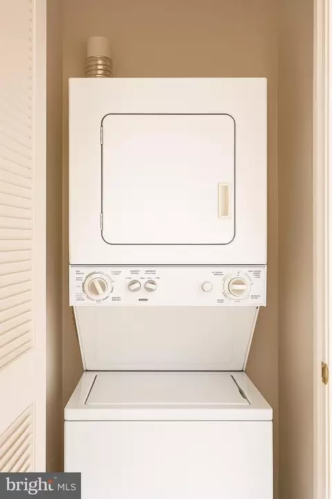 5000 Call Pl SE #403, Washington, DC 20019 photo 10