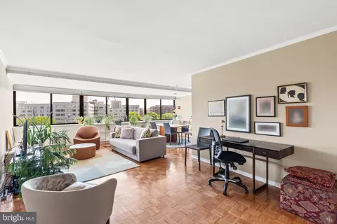 2500 Virginia Ave NW #906-S, Washington, DC 20037
