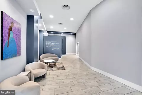 1390 V St NW #403, Washington, DC 20009 photo 5
