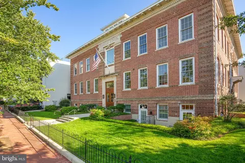 901 D St NE #102, Washington, DC 20002 photo 36