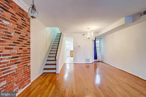 Living - 1307 Emerald St NE, Washington, DC 20002 photo 3 of 7
