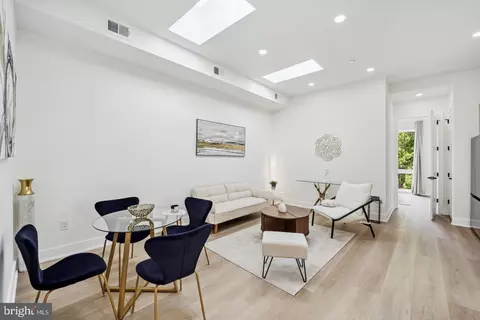 705 Quincy St NE #5, Washington, DC 20017