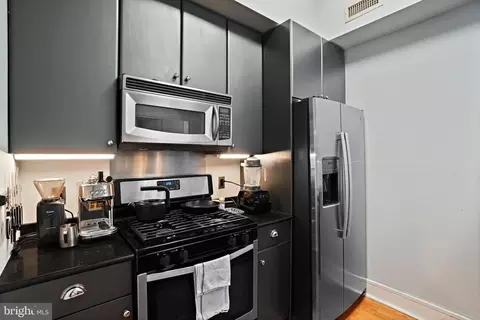 809 6th St NW #63, Washington, DC 20001 photo 4