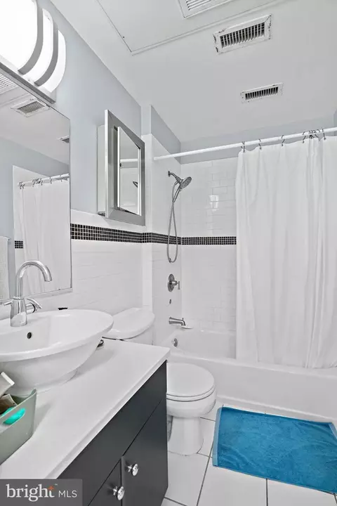 809 6th St NW #63, Washington, DC 20001 photo 11