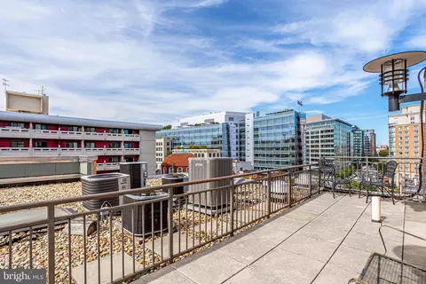 809 6th St NW #63, Washington, DC 20001 photo 18