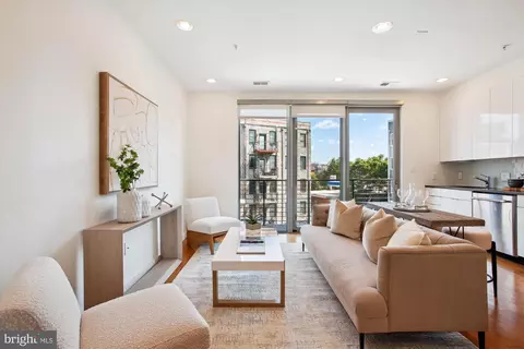 435 R St NW #306, Washington, DC 20001