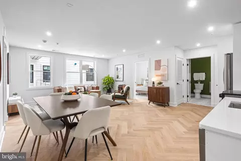1124 Florida NE #206, Washington, DC 20002 photo 2