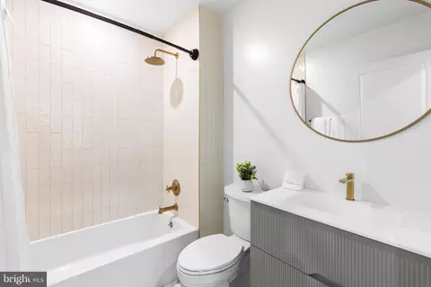 1124 Florida NE #206, Washington, DC 20002 photo 23